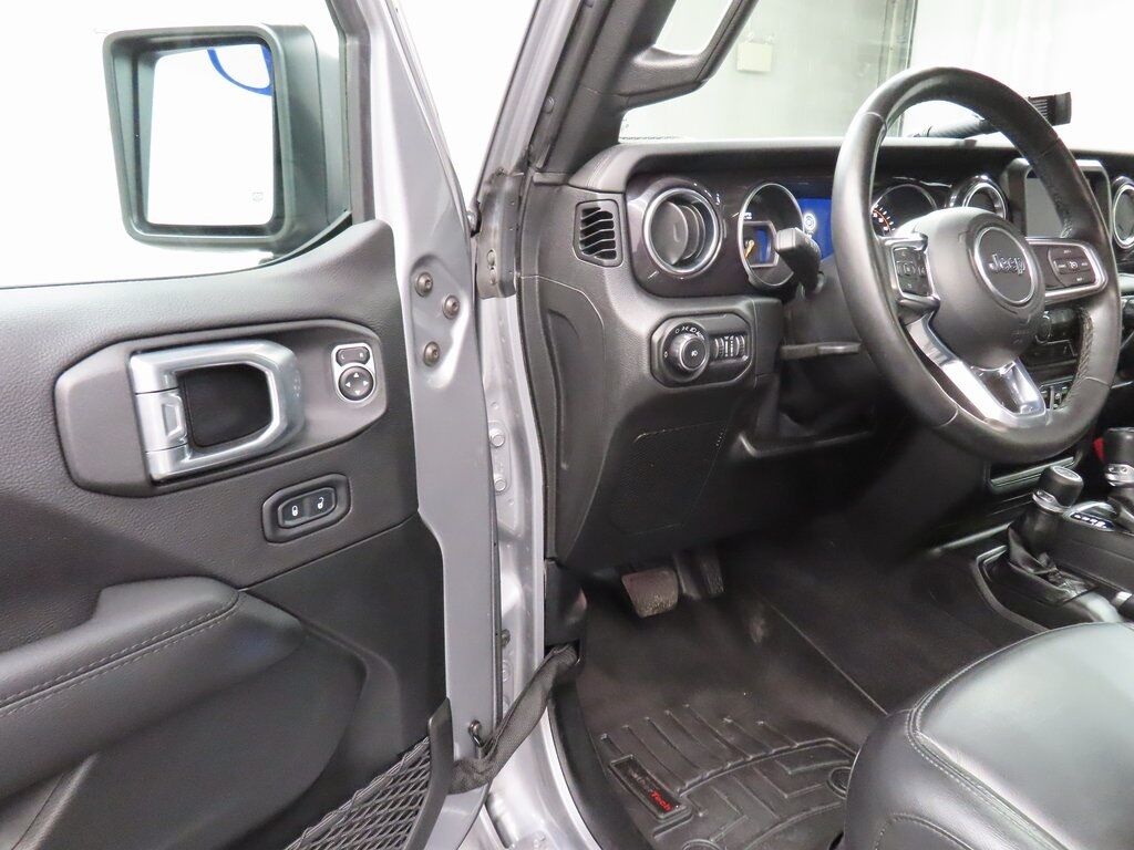 2021 Jeep Wrangler 4x4 Unlimited Sahara Fond du Lac WI 2021 Jeep Wrangler 4x4 Unlimited Sahara Fond du Lac WI