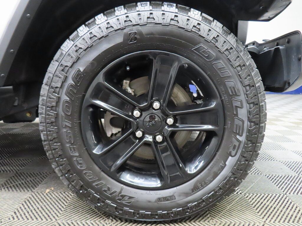 2021 Jeep Wrangler 4x4 Unlimited Sahara Fond du Lac WI 2021 Jeep Wrangler 4x4 Unlimited Sahara Fond du Lac WI