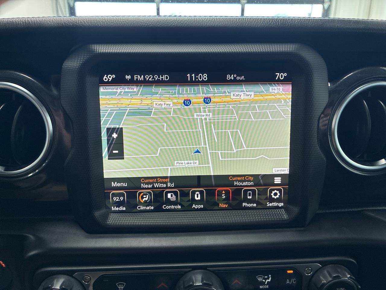 2021 Jeep Wrangler Unlimited Sahara Altitude, 8.4in Radio and Premium Audio Group, Keyless Entry, Automatic Houston TX 2021 Jeep Wrangler Unlimited Sahara Altitude, 8.4in Radio and Premium Audio Group, Keyless Entry, Automatic Houston TX