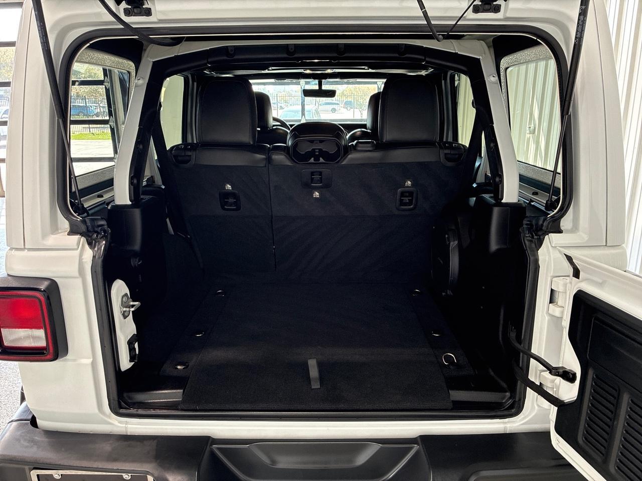 2021 Jeep Wrangler Unlimited Sahara Altitude, 8.4in Radio and Premium Audio Group, Keyless Entry, Automatic Houston TX 2021 Jeep Wrangler Unlimited Sahara Altitude, 8.4in Radio and Premium Audio Group, Keyless Entry, Automatic Houston TX