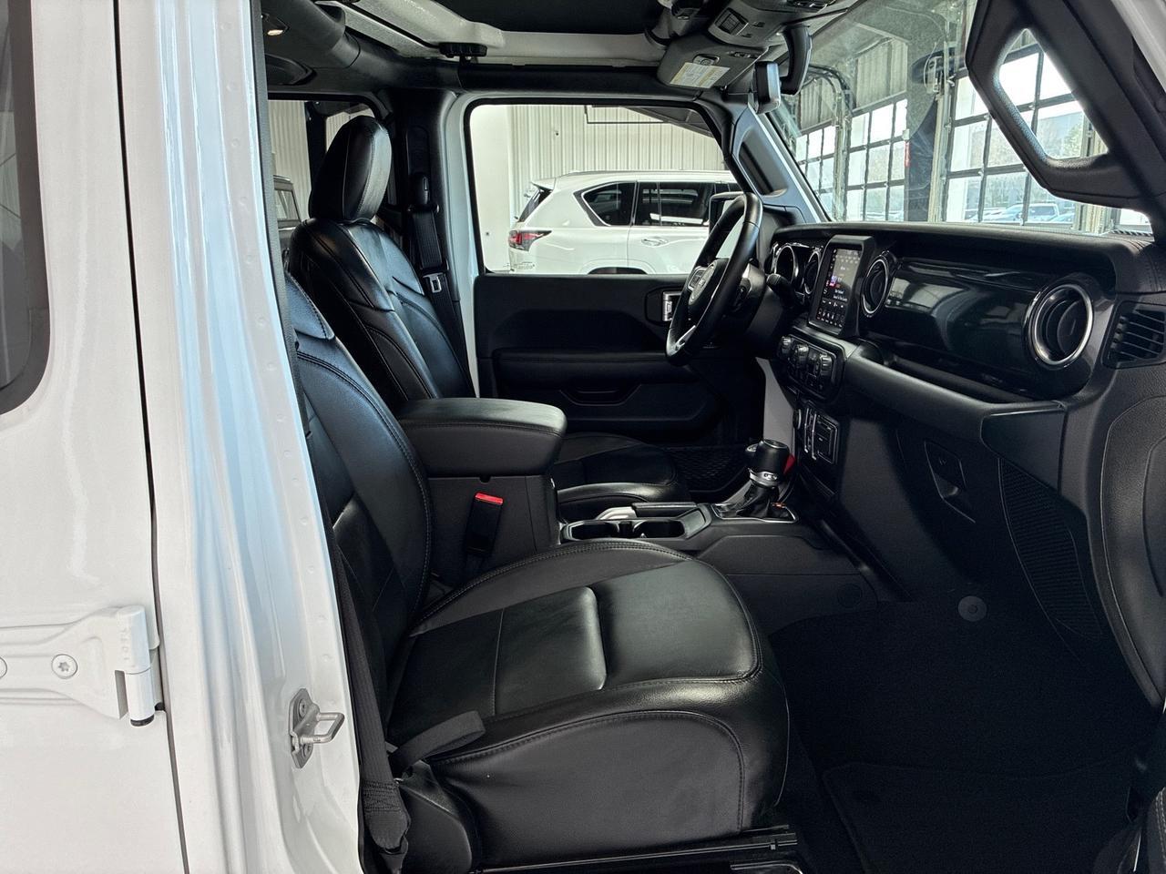 2021 Jeep Wrangler Unlimited Sahara Altitude, 8.4in Radio and Premium Audio Group, Keyless Entry, Automatic Houston TX 2021 Jeep Wrangler Unlimited Sahara Altitude, 8.4in Radio and Premium Audio Group, Keyless Entry, Automatic Houston TX