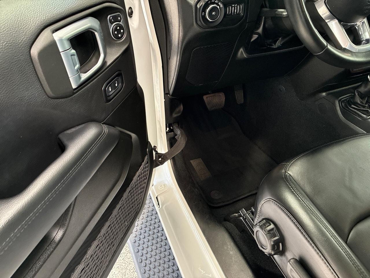 2021 Jeep Wrangler Unlimited Sahara Altitude, 8.4in Radio and Premium Audio Group, Keyless Entry, Automatic Houston TX 2021 Jeep Wrangler Unlimited Sahara Altitude, 8.4in Radio and Premium Audio Group, Keyless Entry, Automatic Houston TX
