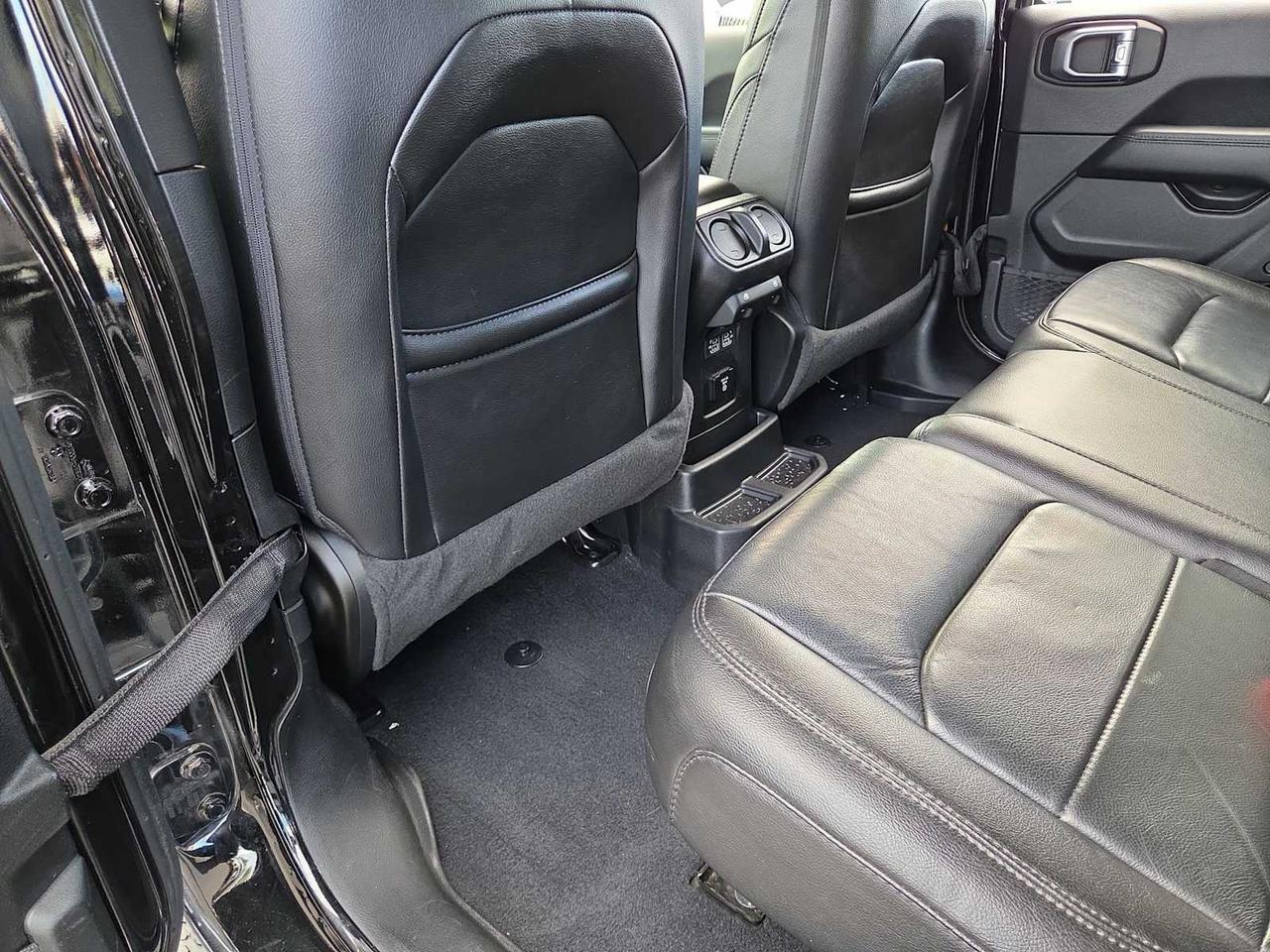 2021 Jeep Wrangler Unlimited Sahara Altitude Irving TX