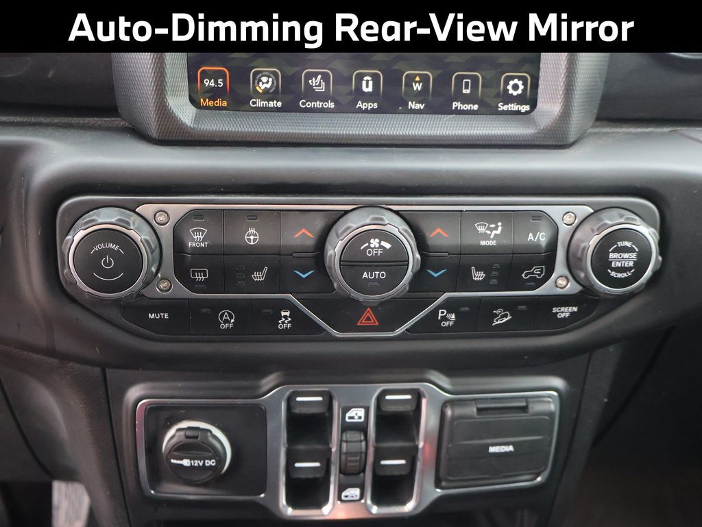 2021 Jeep Wrangler Unlimited Sahara Altitude