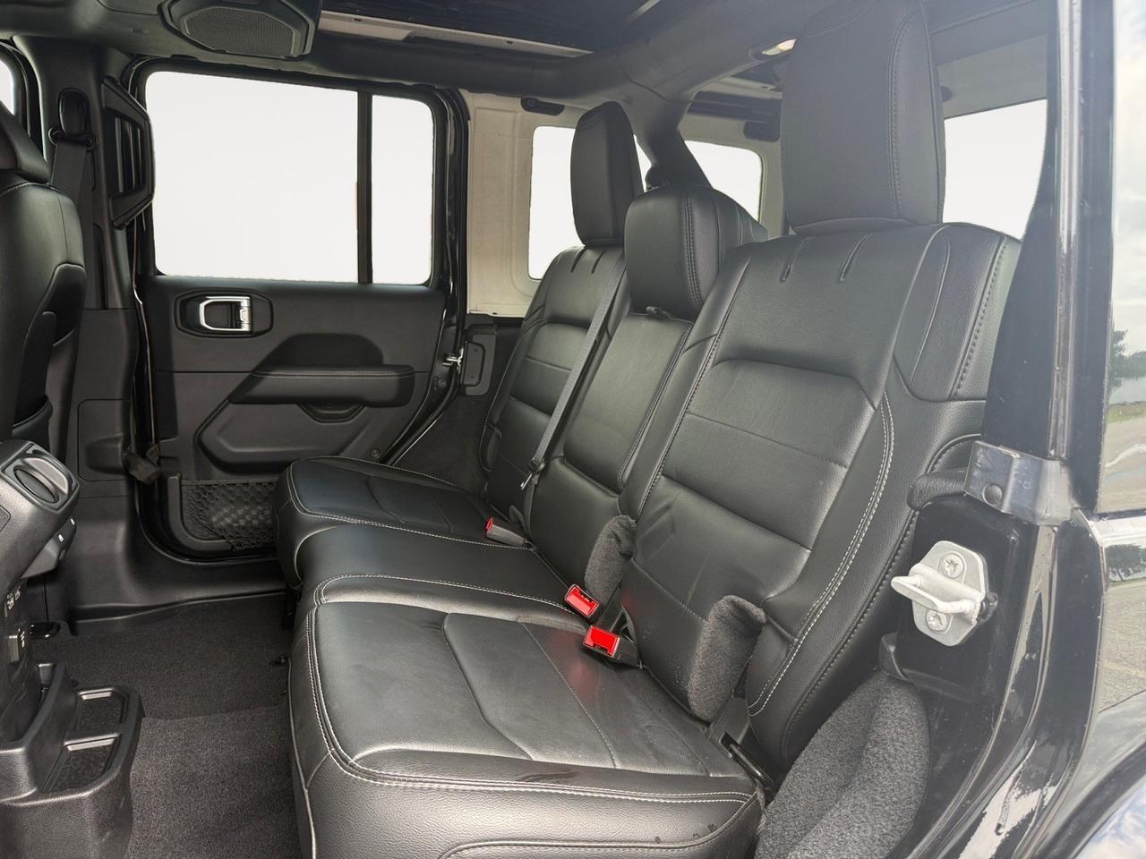 2021 Jeep Wrangler Unlimited Sahara, UNIVERSAL GARAGE DOOR OPENER, HEATED SEATS, REMOTE START, TOW PACKAGE, NAVIGATION, APPLE CARPLAY/ANDROID AUTO, BACKUP CAMERA, CLEAN CARFAX, ONLY 1 OWNER! Norfolk VA 2021 Jeep Wrangler Unlimited Sahara, UNIVERSAL GARAGE DOOR OPENER, HEATED SEATS, REMOTE START, TOW PACKAGE, NAVIGATION, APPLE CARPLAY/ANDROID AUTO, BACKUP CAMERA, CLEAN CARFAX, ONLY 1 OWNER! Norfolk VA