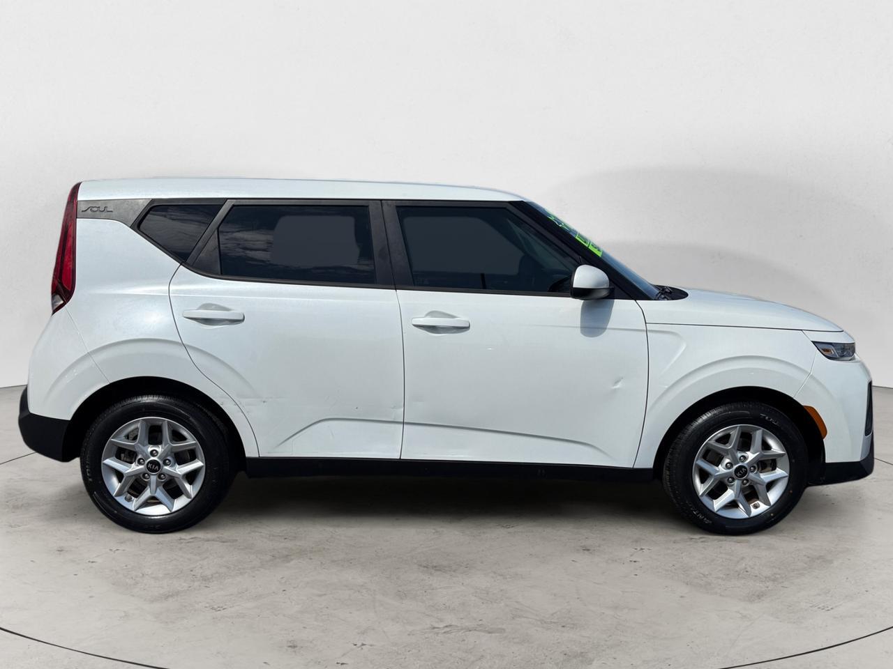 2021 KIA SOUL LX; S; X-LINE Kansas City MO 2021 KIA SOUL LX; S; X-LINE Kansas City MO