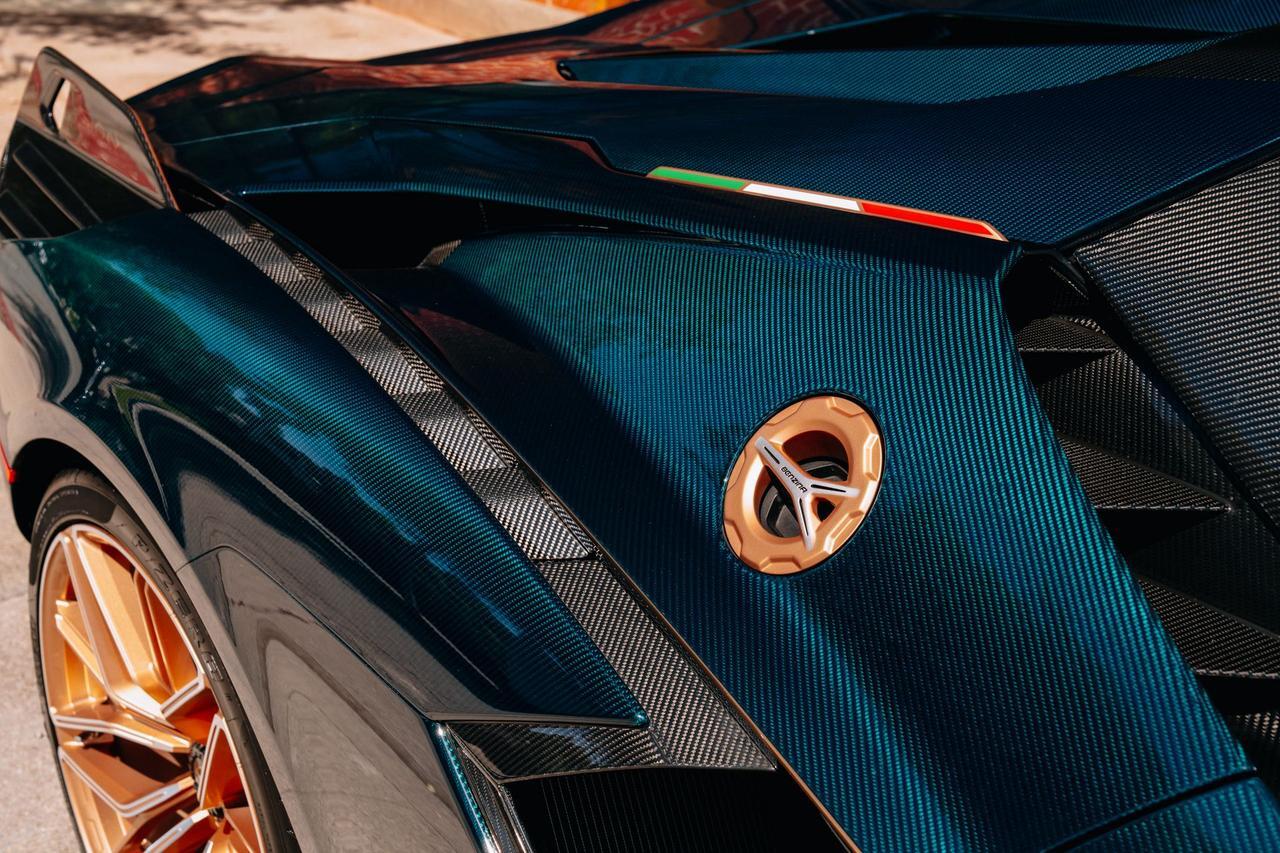 2021 Lamborghini Sian Lawrence KS