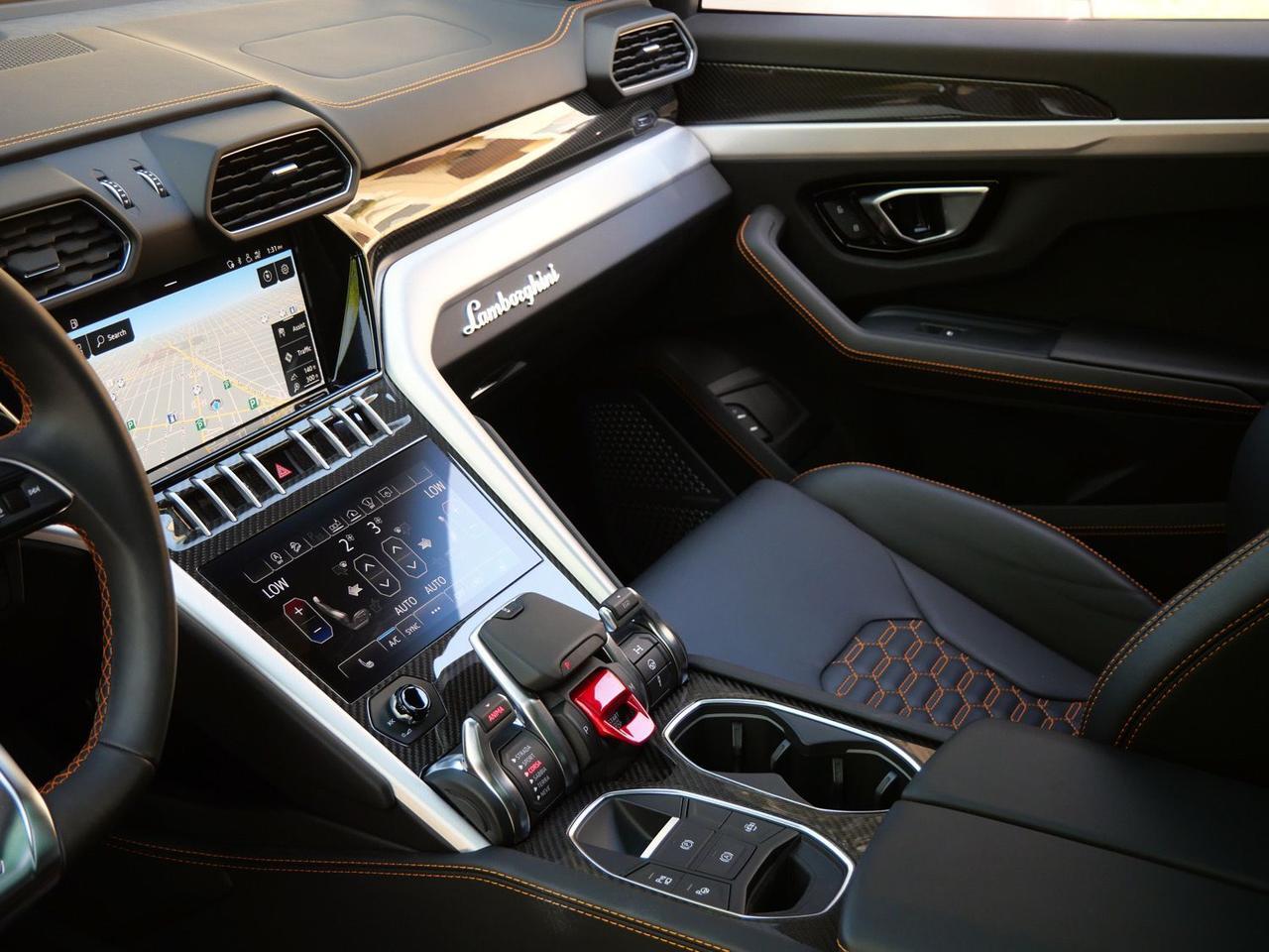 2021 Lamborghini Urus Base Base Lawrence KS