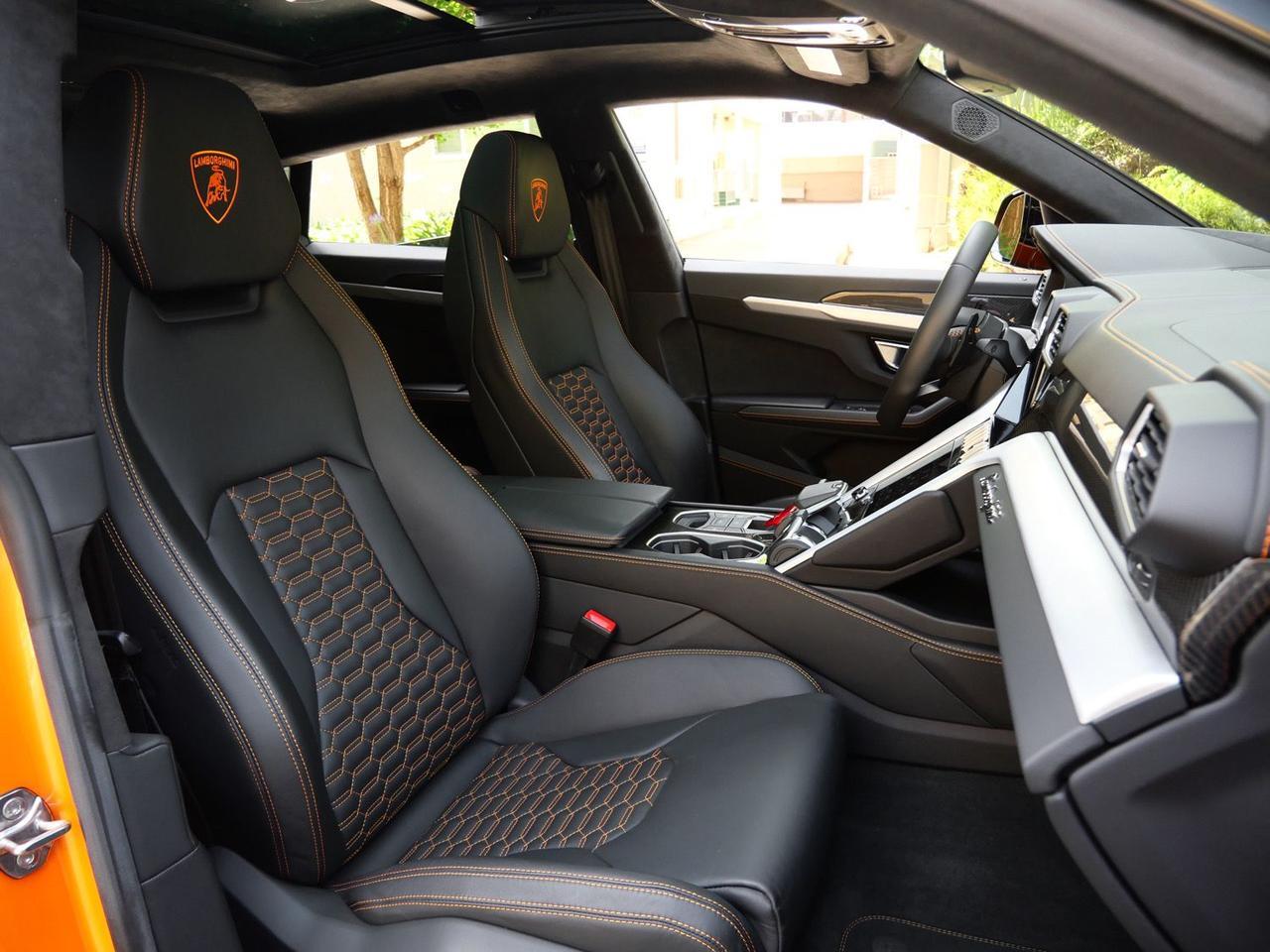 2021 Lamborghini Urus Base Base Lawrence KS