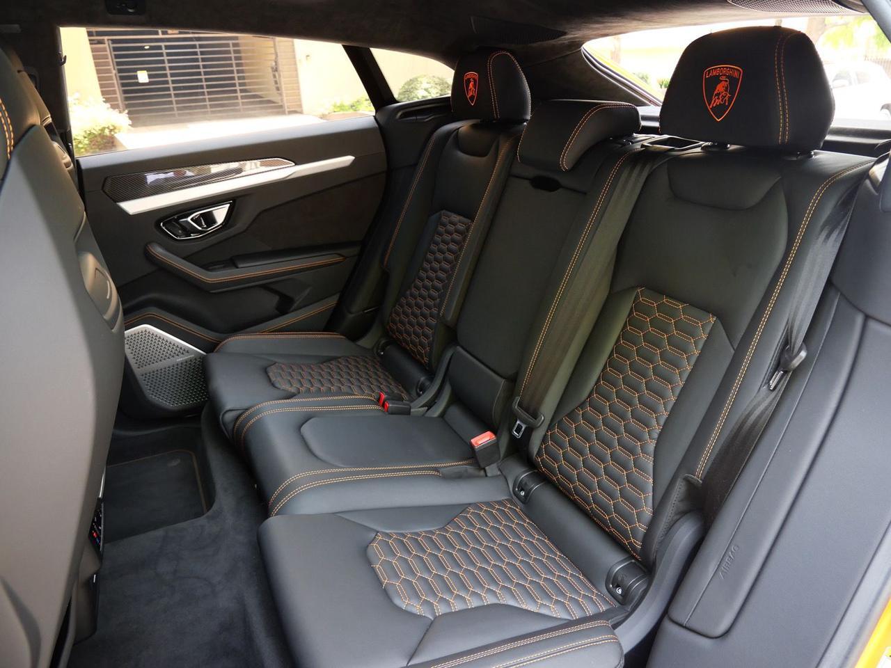 2021 Lamborghini Urus Base Base Lawrence KS