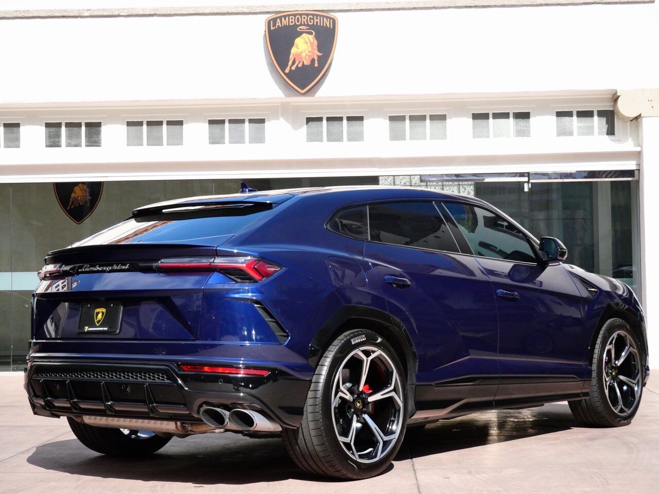 2021 Lamborghini Urus Base Base Lawrence KS