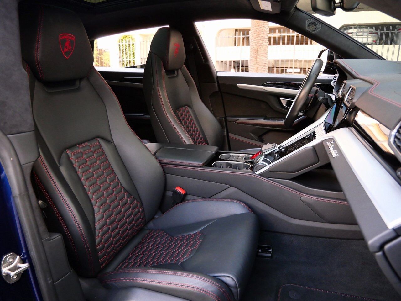 2021 Lamborghini Urus Base Base Lawrence KS