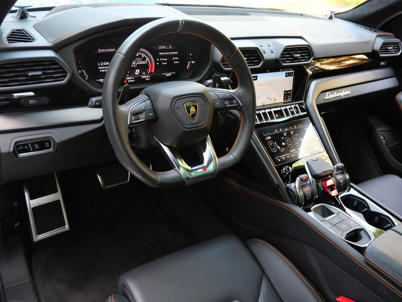 2021 Lamborghini Urus Base Base Lawrence KS