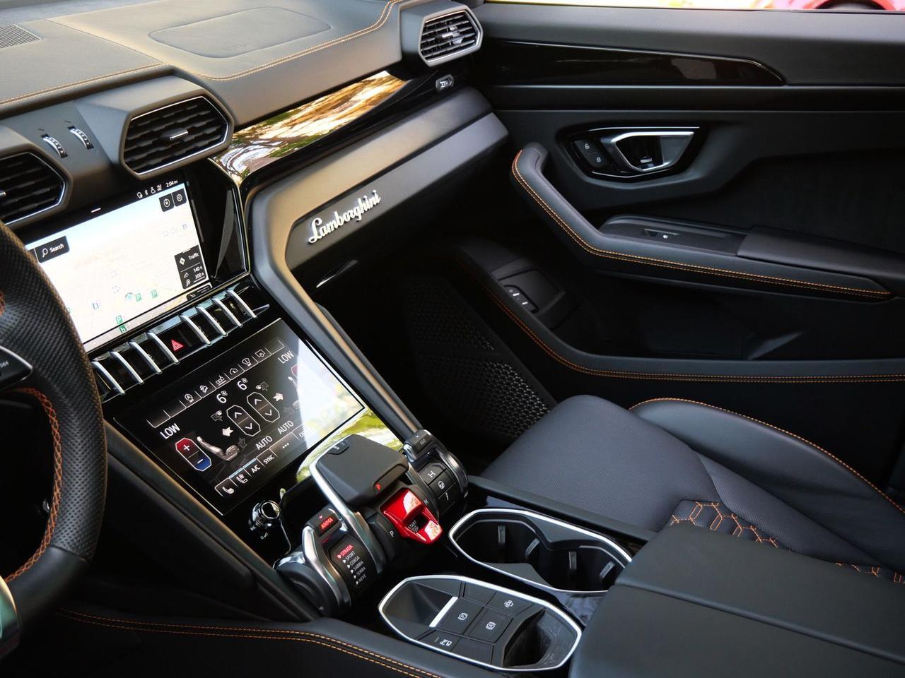 2021 Lamborghini Urus Base Base Lawrence KS
