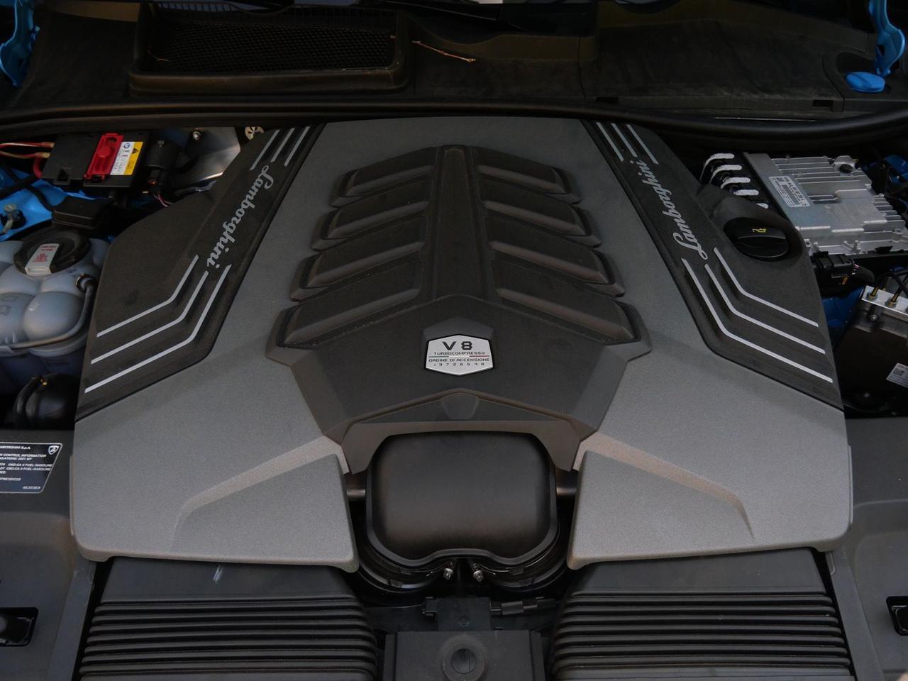 2021 Lamborghini Urus Base Base Lawrence KS