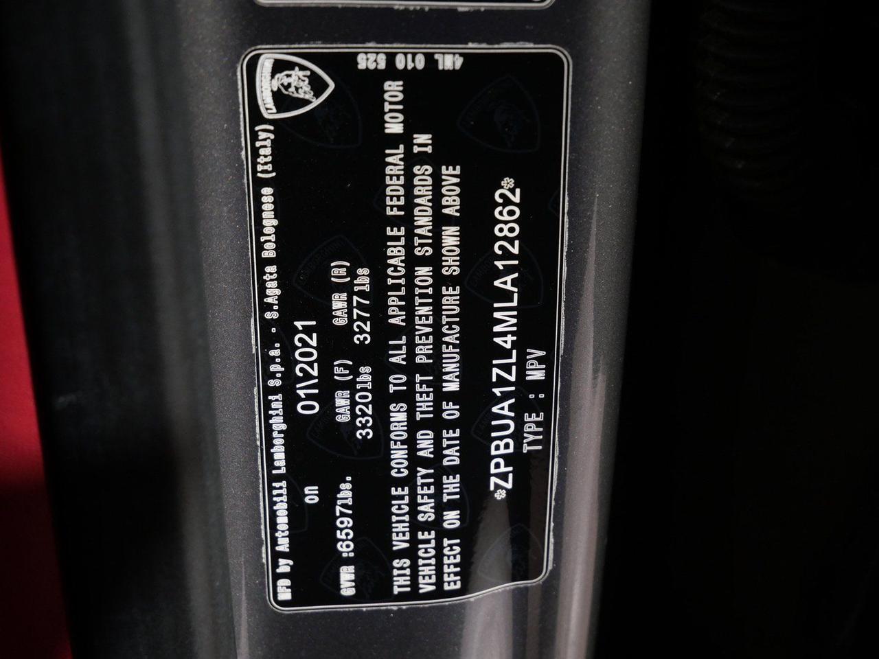 2021 Lamborghini Urus Base Base Lawrence KS