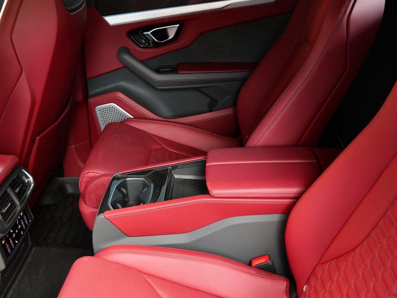 2021 Lamborghini Urus Base Base Lawrence KS