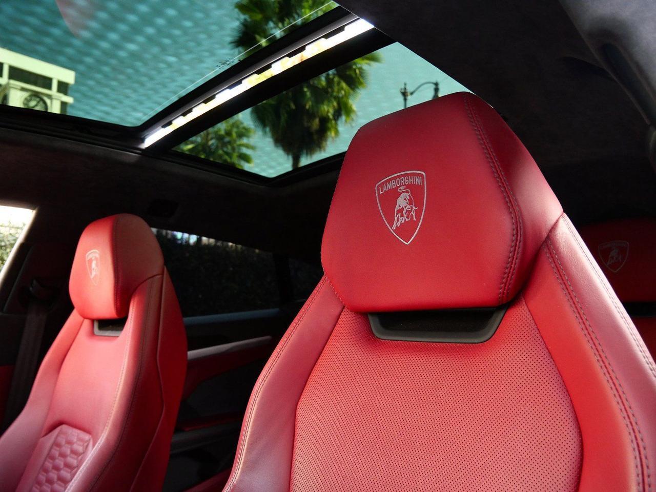 2021 Lamborghini Urus Base Base Lawrence KS