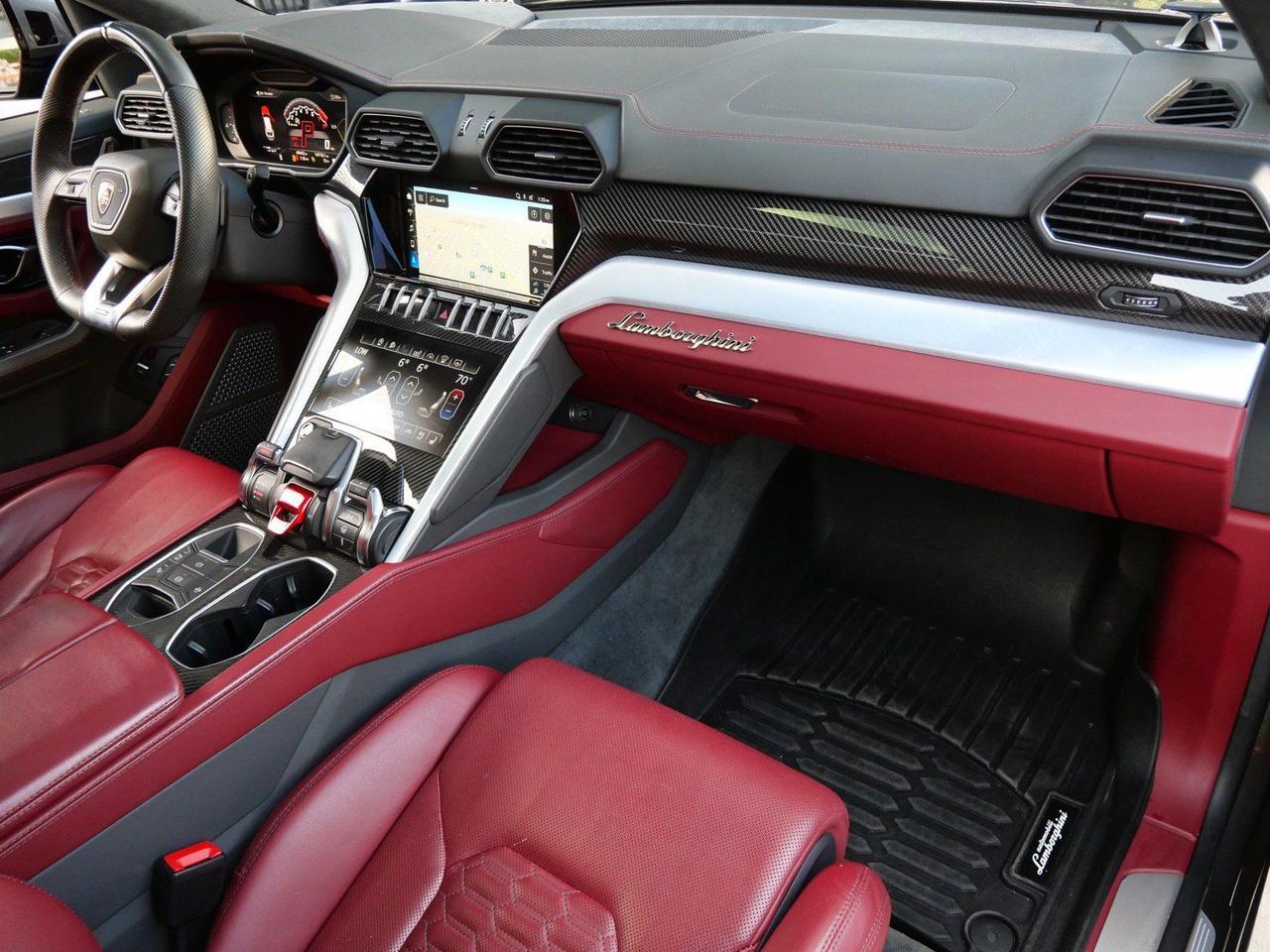 2021 Lamborghini Urus Base Base Lawrence KS