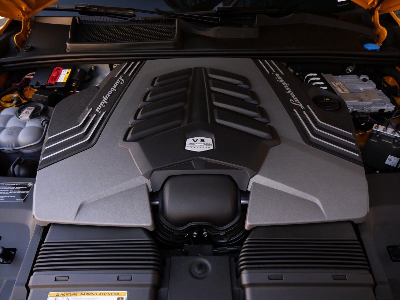 2021 Lamborghini Urus Pearl Capsule Pearl Capsule Lawrence KS