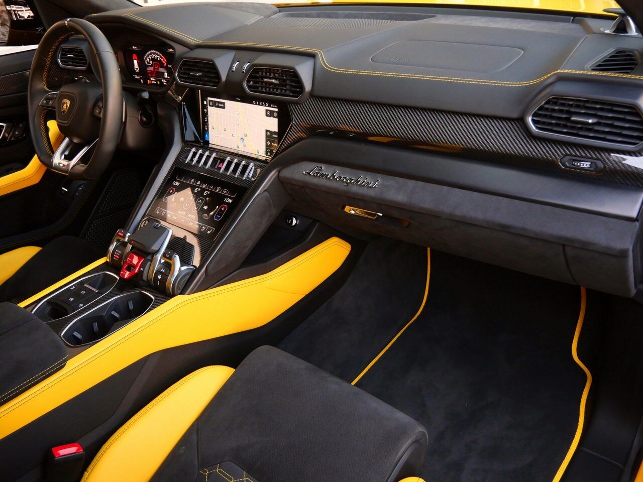2021 Lamborghini Urus Pearl Capsule Pearl Capsule Lawrence KS