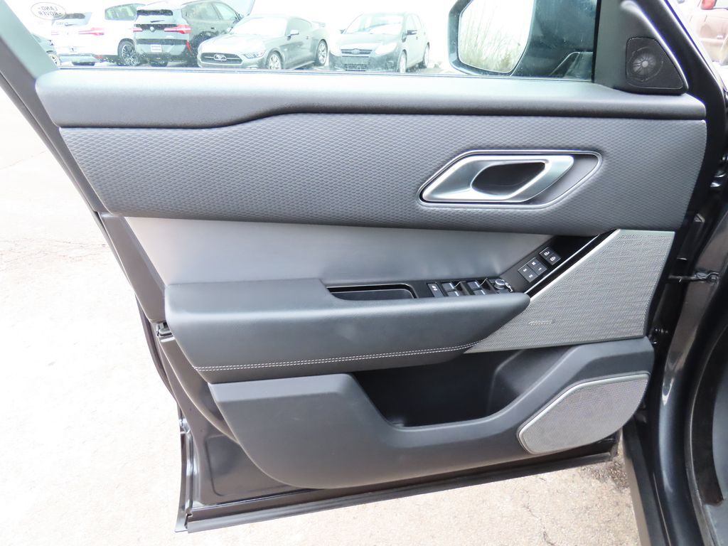 2021 Land Rover Range Rover Velar P250 R-Dynamic S