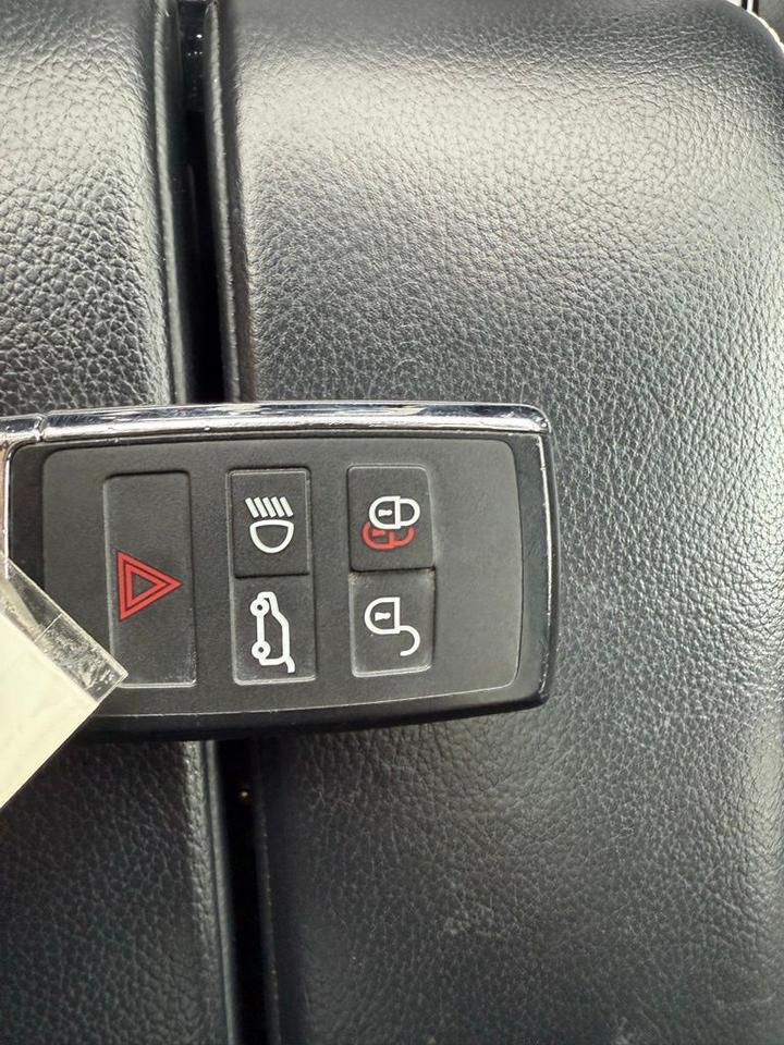 2021 Land Rover Range Rover Velar P250 R-Dynamic S