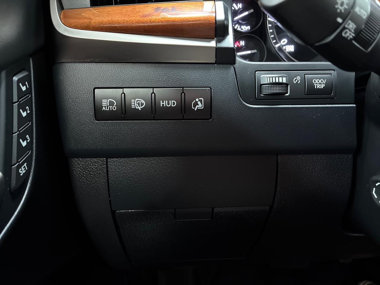 2021 Lexus LX570 Luxury Pkg, ML Sound, HUD, Cool Box, Rear Entertainment Houston TX 2021 Lexus LX570 Luxury Pkg, ML Sound, HUD, Cool Box, Rear Entertainment Houston TX
