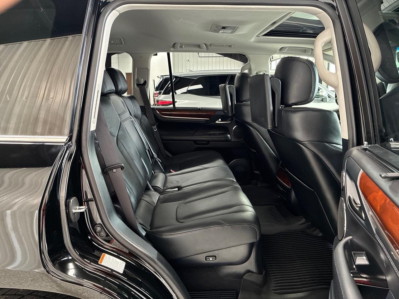 2021 Lexus LX570 Luxury Pkg, ML Sound, HUD, Cool Box, Rear Entertainment Houston TX 2021 Lexus LX570 Luxury Pkg, ML Sound, HUD, Cool Box, Rear Entertainment Houston TX