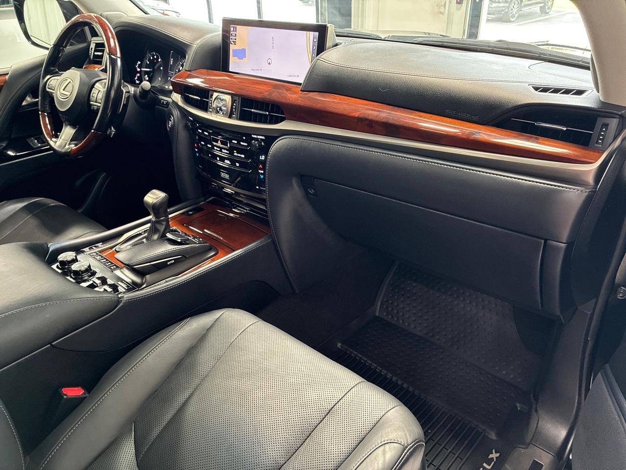 2021 Lexus LX570 Luxury Pkg, ML Sound, HUD, Cool Box, Rear Entertainment Houston TX 2021 Lexus LX570 Luxury Pkg, ML Sound, HUD, Cool Box, Rear Entertainment Houston TX