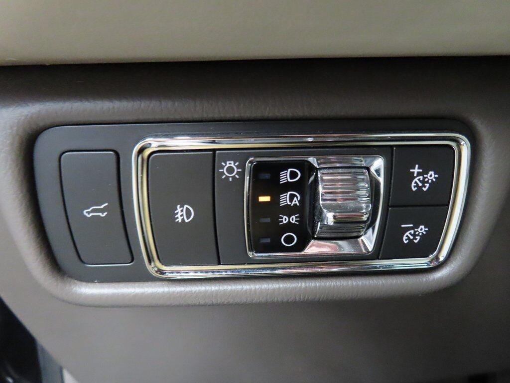 2021 Lincoln Aviator Reserve AWD Fond du Lac WI 2021 Lincoln Aviator Reserve AWD Fond du Lac WI