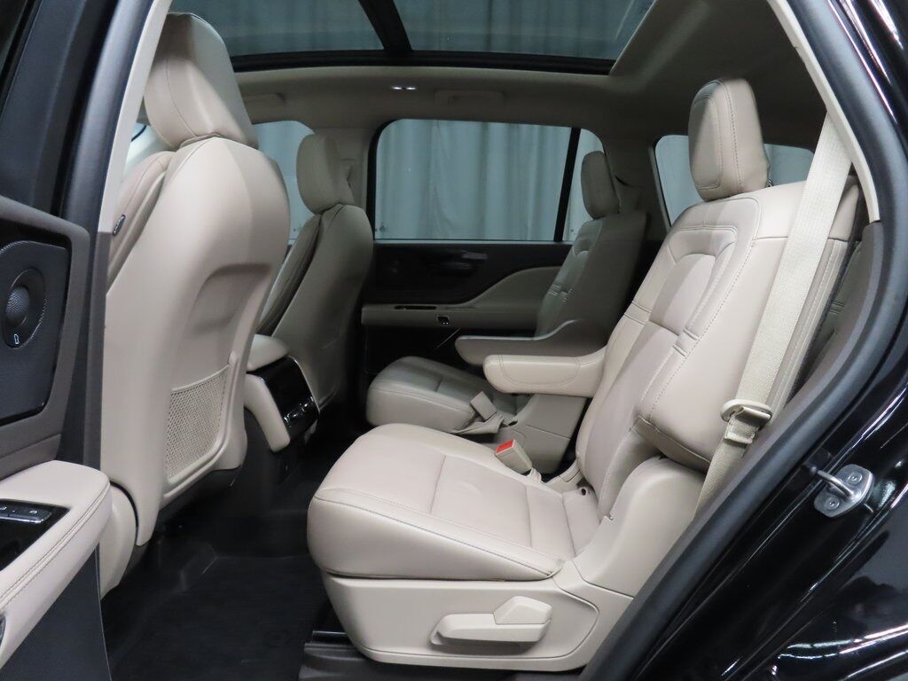 2021 Lincoln Aviator Reserve AWD Fond du Lac WI 2021 Lincoln Aviator Reserve AWD Fond du Lac WI