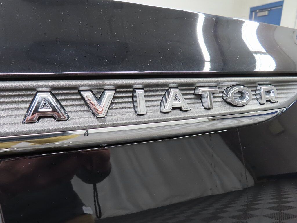 2021 Lincoln Aviator Reserve AWD Fond du Lac WI 2021 Lincoln Aviator Reserve AWD Fond du Lac WI