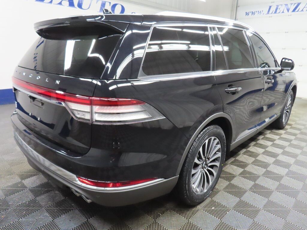 2021 Lincoln Aviator Reserve AWD Fond du Lac WI 2021 Lincoln Aviator Reserve AWD Fond du Lac WI