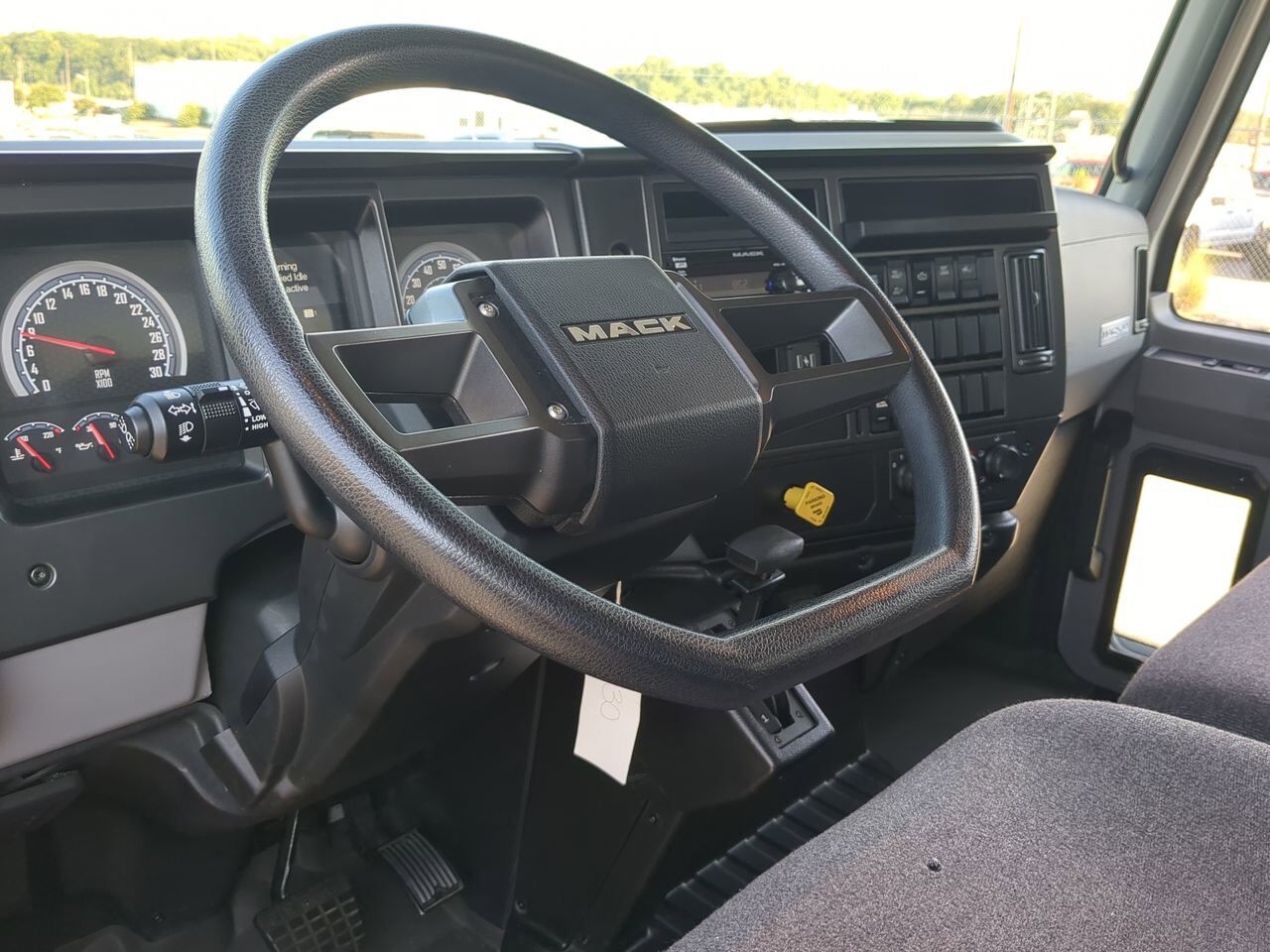 2021 Mack No Model Appleton WI