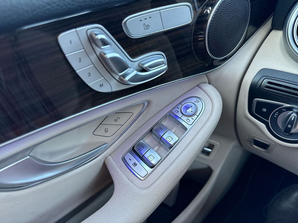 2021 Mercedes-Benz GLC GLC 300 Oklahoma City OK