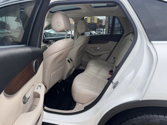 2021 Mercedes-Benz GLC GLC 300 Springfield IL 2021 Mercedes-Benz GLC GLC 300 Springfield IL