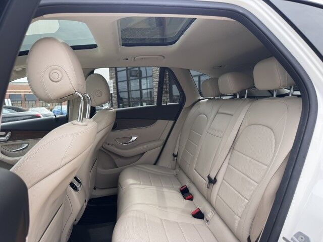 2021 Mercedes-Benz GLC GLC 300 Springfield IL 2021 Mercedes-Benz GLC GLC 300 Springfield IL
