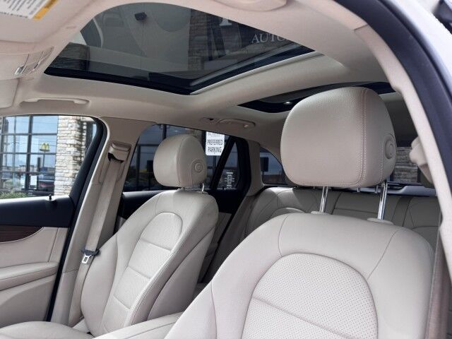 2021 Mercedes-Benz GLC GLC 300 Springfield IL 2021 Mercedes-Benz GLC GLC 300 Springfield IL