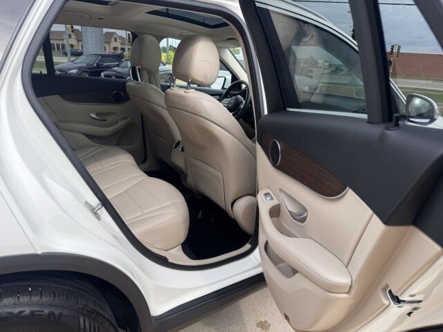2021 Mercedes-Benz GLC GLC 300 Springfield IL 2021 Mercedes-Benz GLC GLC 300 Springfield IL