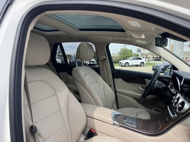 2021 Mercedes-Benz GLC GLC 300 Springfield IL 2021 Mercedes-Benz GLC GLC 300 Springfield IL