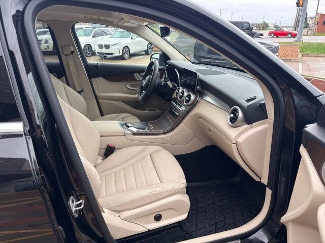 2021 Mercedes-Benz GLC GLC 300 Springfield IL 2021 Mercedes-Benz GLC GLC 300 Springfield IL