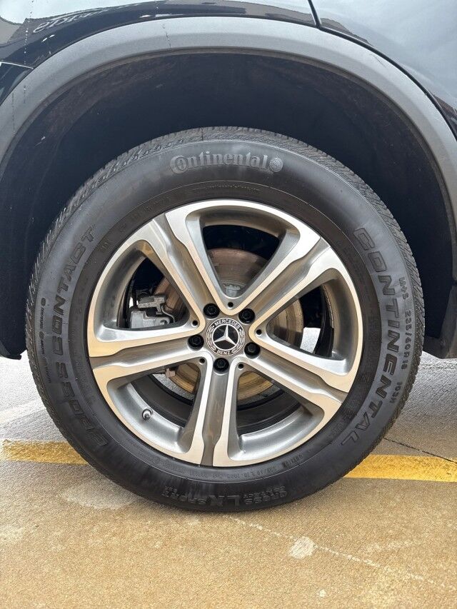 2021 Mercedes-Benz GLC GLC 300 Springfield IL 2021 Mercedes-Benz GLC GLC 300 Springfield IL