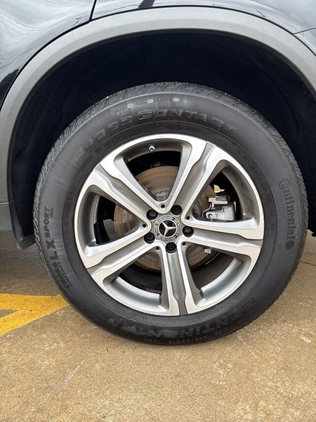 2021 Mercedes-Benz GLC GLC 300 Springfield IL 2021 Mercedes-Benz GLC GLC 300 Springfield IL