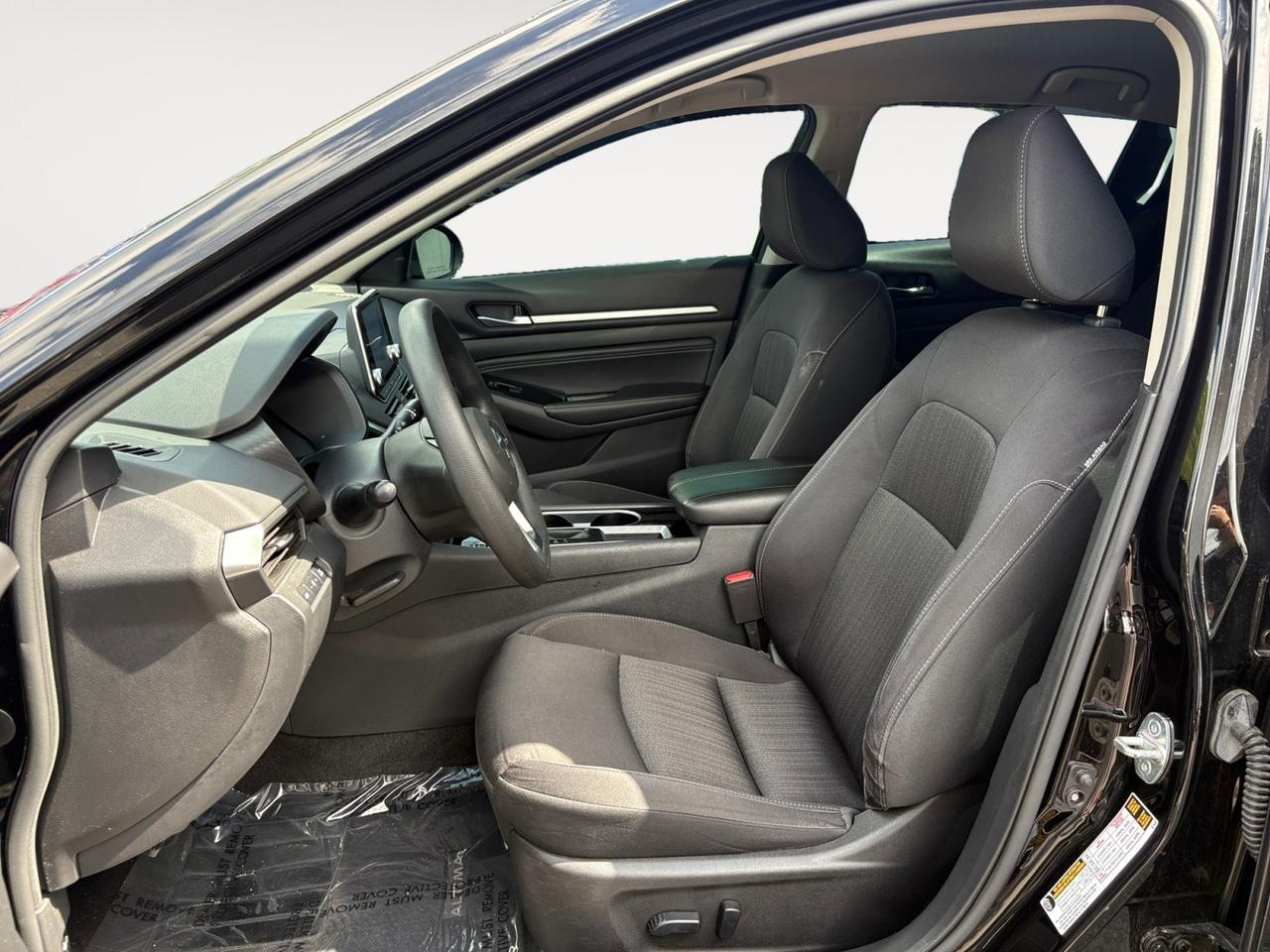2021 Nissan Altima 2.5 SV, REAR SPOILER, BACKUP CAMERA, PARKING SENSORS, REMOTE START, BLIND SPOT ALERT, LANE KEEP ASSIST, FORWARD COLLISION WARNING, APPLE CARPLAY/ANDROID AUTO, NAVIGATION, LOW MILES, CLEAN CARFAX, THIS ALTIMA CAN BE ALL YOURS! Virginia Beach VA 2021 Nissan Altima 2.5 SV, REAR SPOILER, BACKUP CAMERA, PARKING SENSORS, REMOTE START, BLIND SPOT ALERT, LANE KEEP ASSIST, FORWARD COLLISION WARNING, APPLE CARPLAY/ANDROID AUTO, NAVIGATION, LOW MILES, CLEAN CARFAX, THIS ALTIMA CAN BE ALL YOURS! Virginia Beach VA