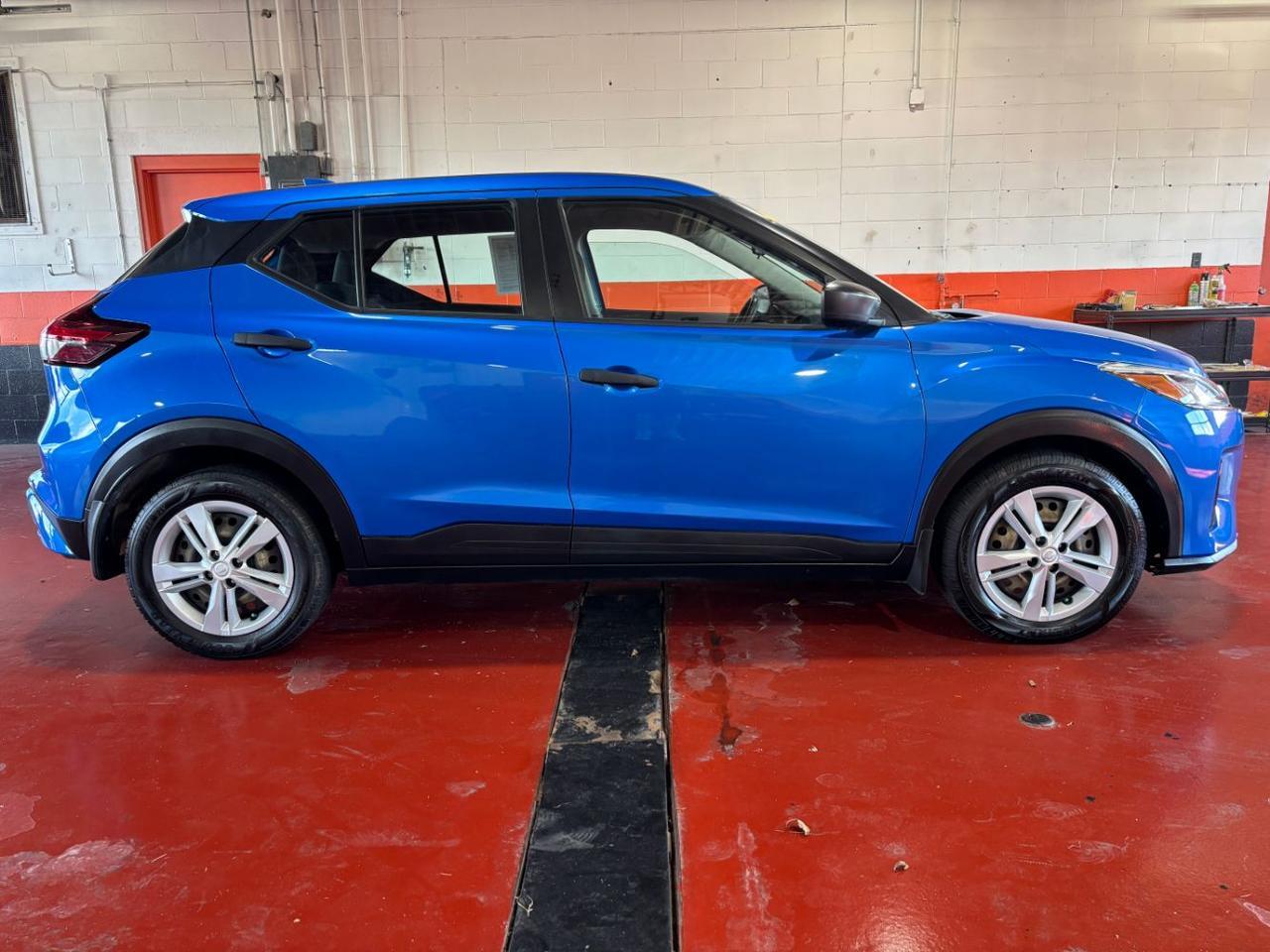 2021 Nissan Kicks S