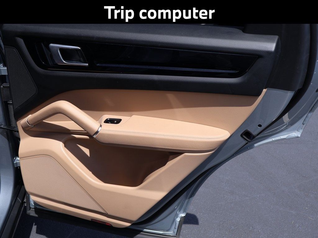 2021 Porsche Cayenne Base