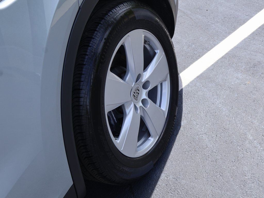 2021 Porsche Cayenne Base