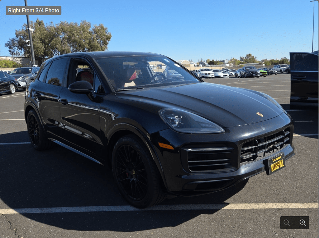 2021 Porsche Cayenne GTS 2021 Porsche Cayenne GTS