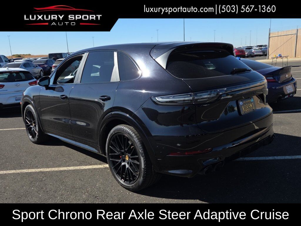 2021 Porsche Cayenne GTS 2021 Porsche Cayenne GTS